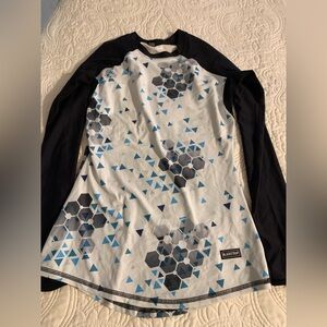 Blacktrap women's cold-weather layer size small